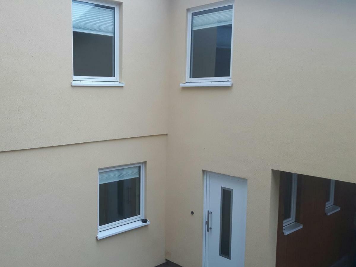Gaestehaus Engelhard Pension Karbach  المظهر الخارجي الصورة