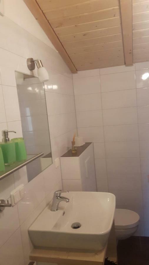 Gaestehaus Engelhard Pension Karbach  المظهر الخارجي الصورة